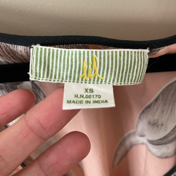 Silk Floral Print Tunic Top - Picture 6 of 7